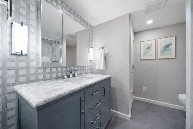 8954 Chatsworth Drive, Houston, TX 77024