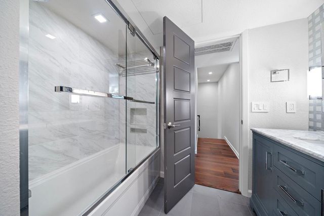 8954 Chatsworth Drive, Houston, TX 77024