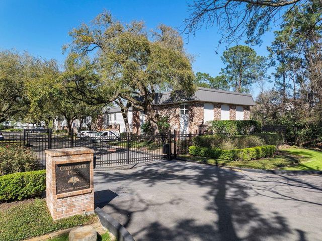 8954 Chatsworth Drive, Houston, TX 77024