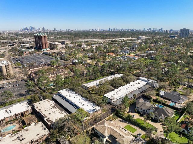 8954 Chatsworth Drive, Houston, TX 77024