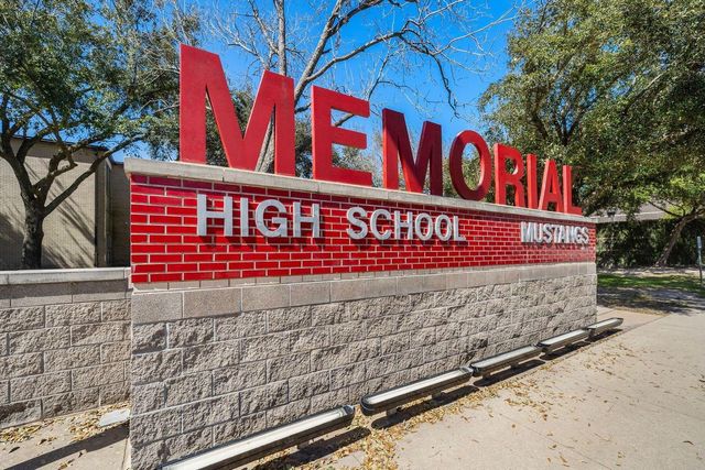 8954 Chatsworth Drive, Houston, TX 77024