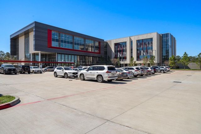 8954 Chatsworth Drive, Houston, TX 77024