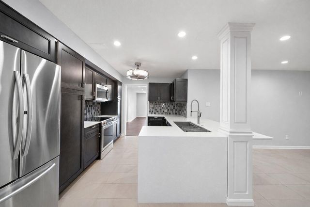 8954 Chatsworth Drive, Houston, TX 77024