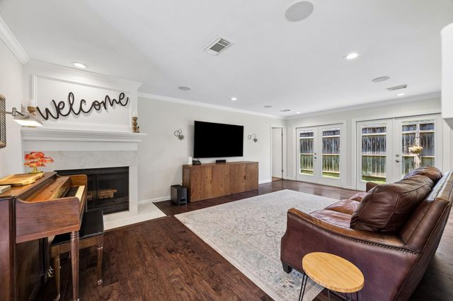 7738 Betty Jane Lane, Houston, TX 77055
