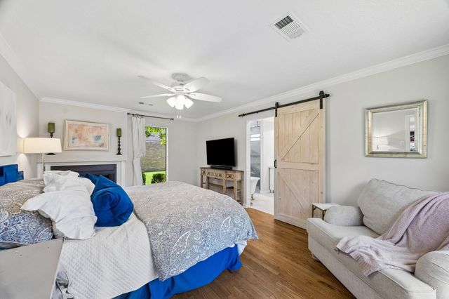 7738 Betty Jane Lane, Houston, TX 77055