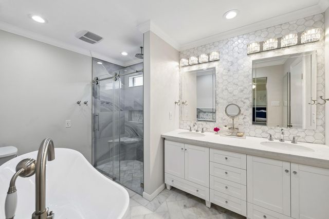 7738 Betty Jane Lane, Houston, TX 77055