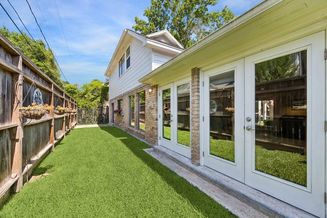 7738 Betty Jane Lane, Houston, TX 77055