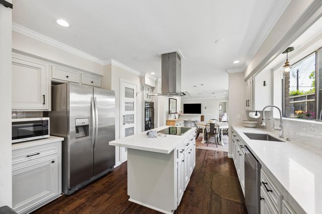 7738 Betty Jane Lane, Houston, TX 77055