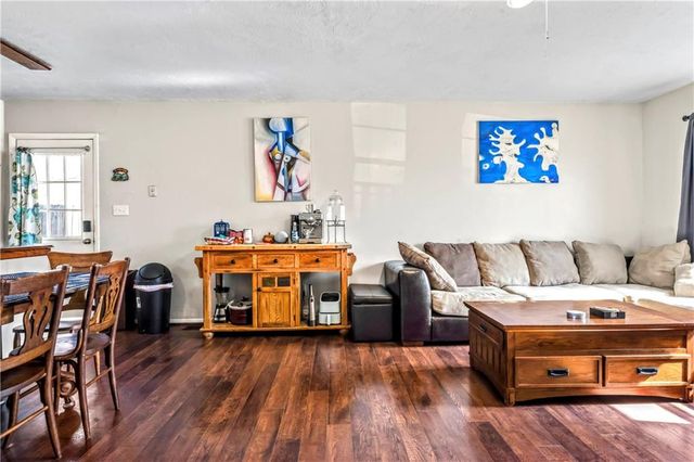 2727 Rawhide Lane, Lawrence, KS 66046