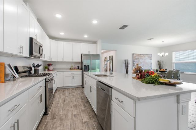 1111 OAK BLUFF DRIVE, Davenport, FL 33837