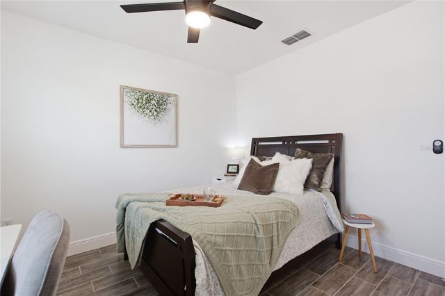 1111 OAK BLUFF DRIVE, Davenport, FL 33837