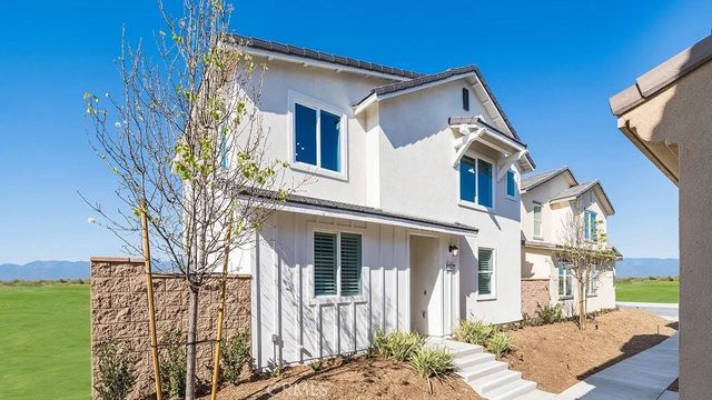 1275 Galaxy Way, Rialto, CA 92376