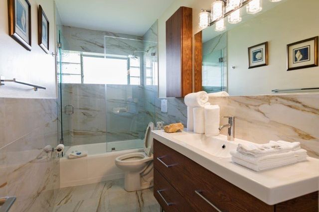 3201 NE 23rd Street, Fort Lauderdale, FL 33305