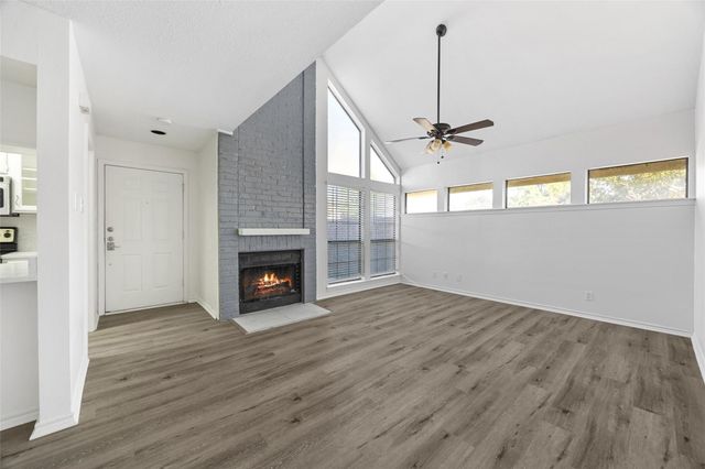 18240 Midway Road 402, Dallas, TX 75287