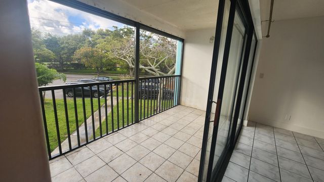 517 Dotterel Road 31c, Delray Beach, FL 33444