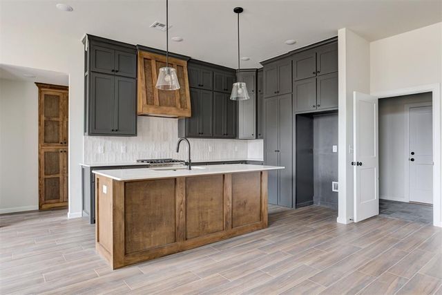 626 Honey Springs Lane, Shawnee, OK 74804