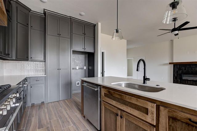 626 Honey Springs Lane, Shawnee, OK 74804