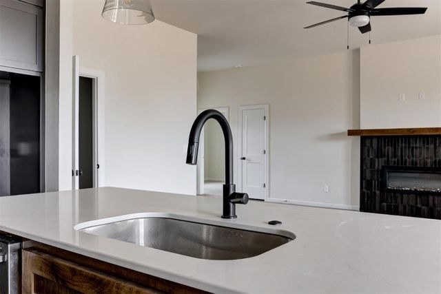 626 Honey Springs Lane, Shawnee, OK 74804