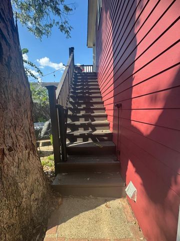 1524 Columbia A, Houston, TX 77008