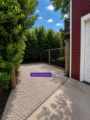 1524 Columbia A, Houston, TX 77008