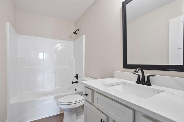 202 Old Sandhill Road, Carrollton, GA 30116