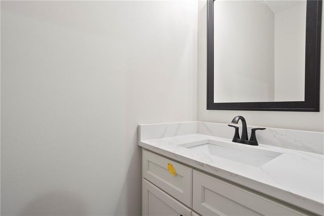 202 Old Sandhill Road, Carrollton, GA 30116