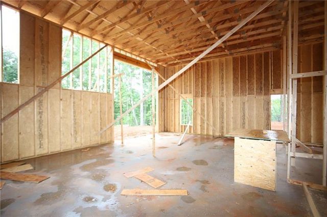 202 Old Sandhill Road, Carrollton, GA 30116