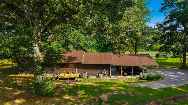 466 County Road 850, Delano, TN 37325