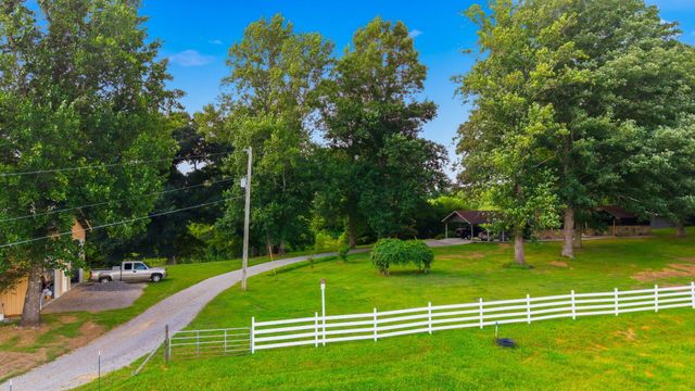 466 County Road 850, Delano, TN 37325