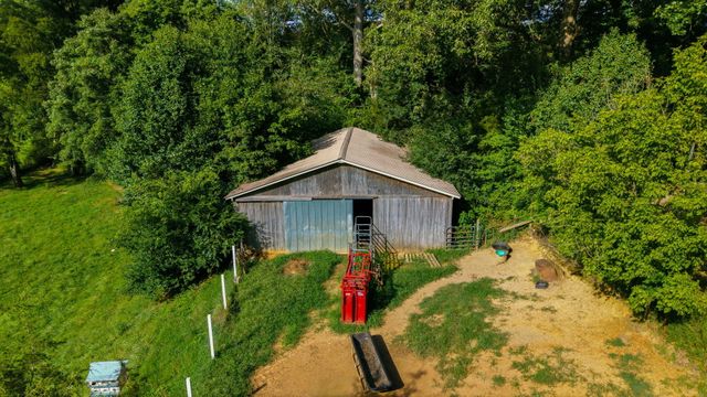 466 County Road 850, Delano, TN 37325
