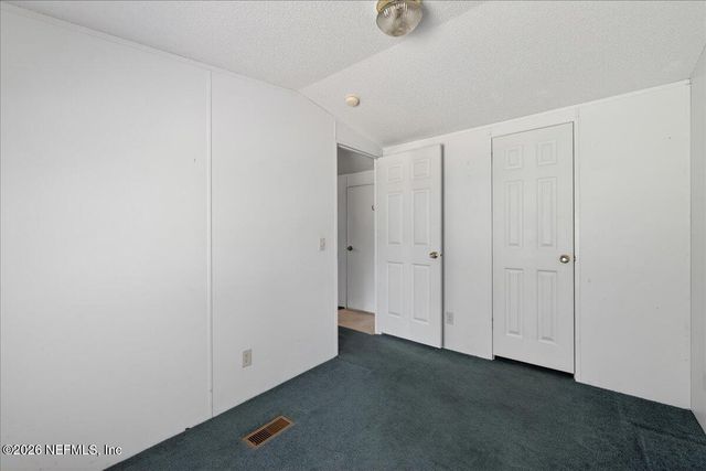 101 DIAMOND LAKE Drive, Crescent City, FL 32112