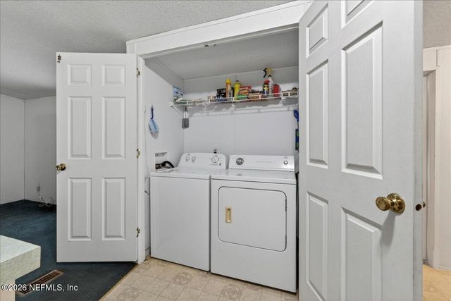 101 DIAMOND LAKE Drive, Crescent City, FL 32112
