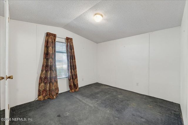 101 DIAMOND LAKE Drive, Crescent City, FL 32112