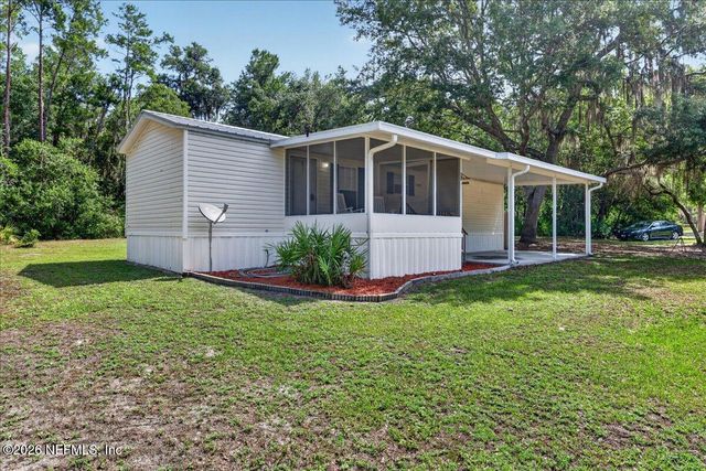 101 DIAMOND LAKE Drive, Crescent City, FL 32112
