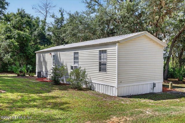 101 DIAMOND LAKE Drive, Crescent City, FL 32112