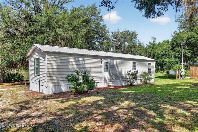 101 DIAMOND LAKE Drive, Crescent City, FL 32112