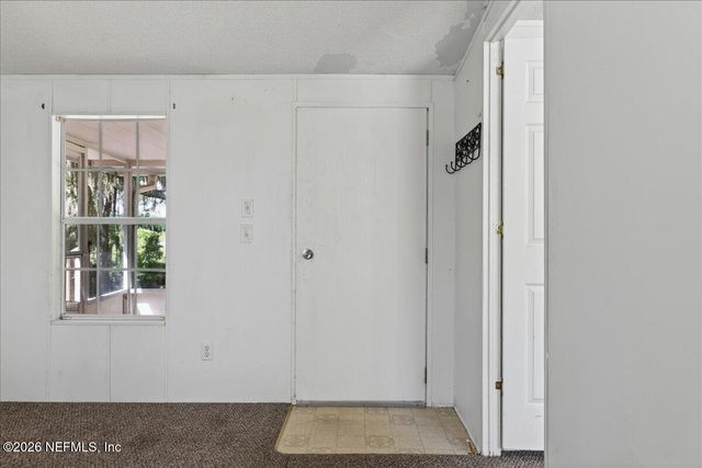 101 DIAMOND LAKE Drive, Crescent City, FL 32112