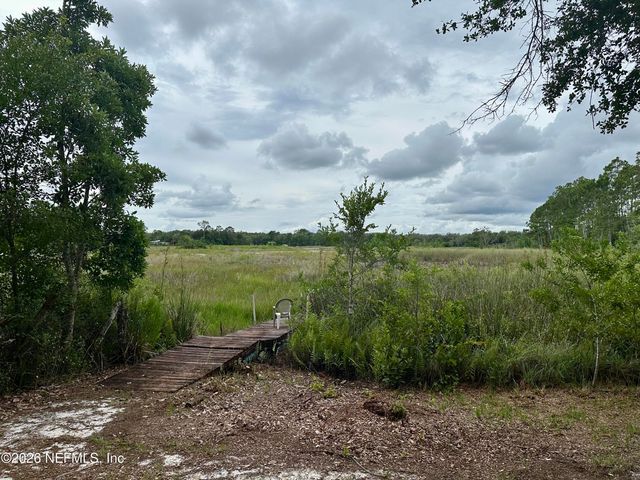 101 DIAMOND LAKE Drive, Crescent City, FL 32112