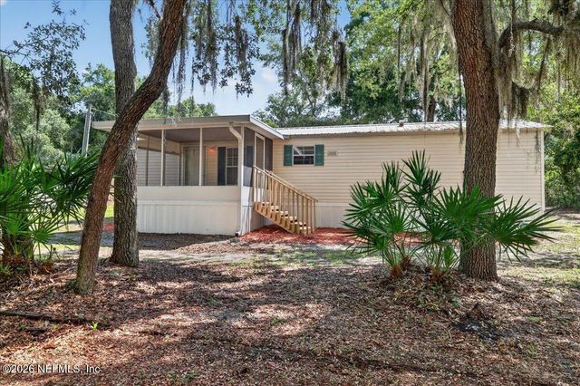 101 DIAMOND LAKE Drive, Crescent City, FL 32112