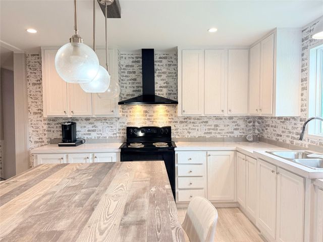 189 Indian Oak DR A, Bastrop, TX 78602