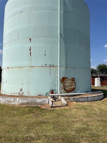 960 Bledsoe Road, Gunter, TX 75058