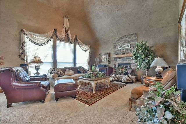 10700 Olde Tuscany Road, Oklahoma City, OK 73173