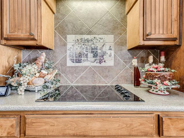 10700 Olde Tuscany Road, Oklahoma City, OK 73173