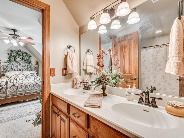 10700 Olde Tuscany Road, Oklahoma City, OK 73173