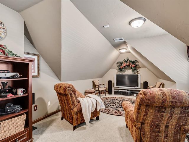 10700 Olde Tuscany Road, Oklahoma City, OK 73173