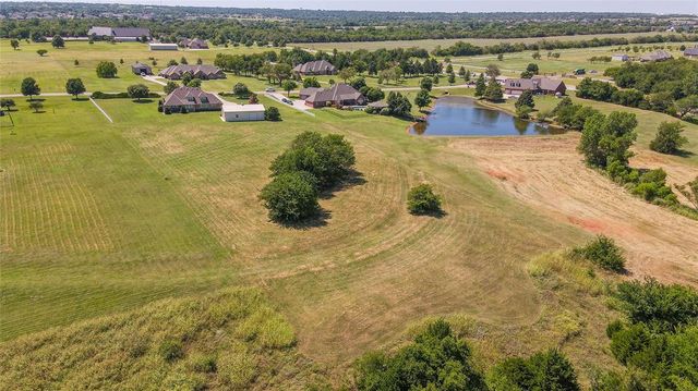 10700 Olde Tuscany Road, Oklahoma City, OK 73173