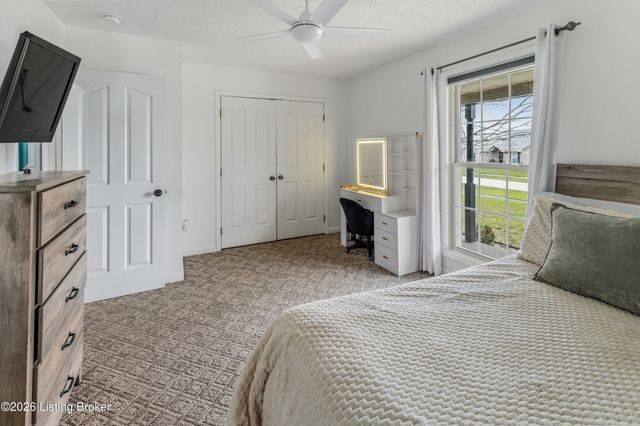 544 Jasper Ln, Mt Washington, KY 40047