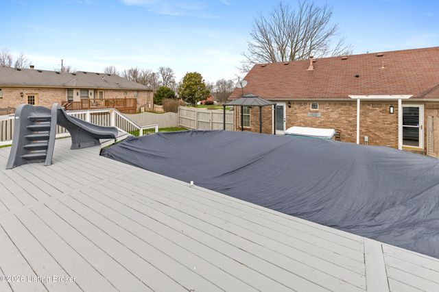 544 Jasper Ln, Mt Washington, KY 40047