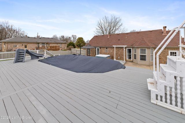 544 Jasper Ln, Mt Washington, KY 40047