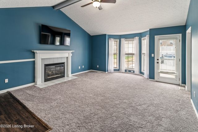 544 Jasper Ln, Mt Washington, KY 40047